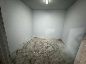 1675 E Mauretania St, Wilmington, CA à louer Photo intérieure- Image 1 de 5