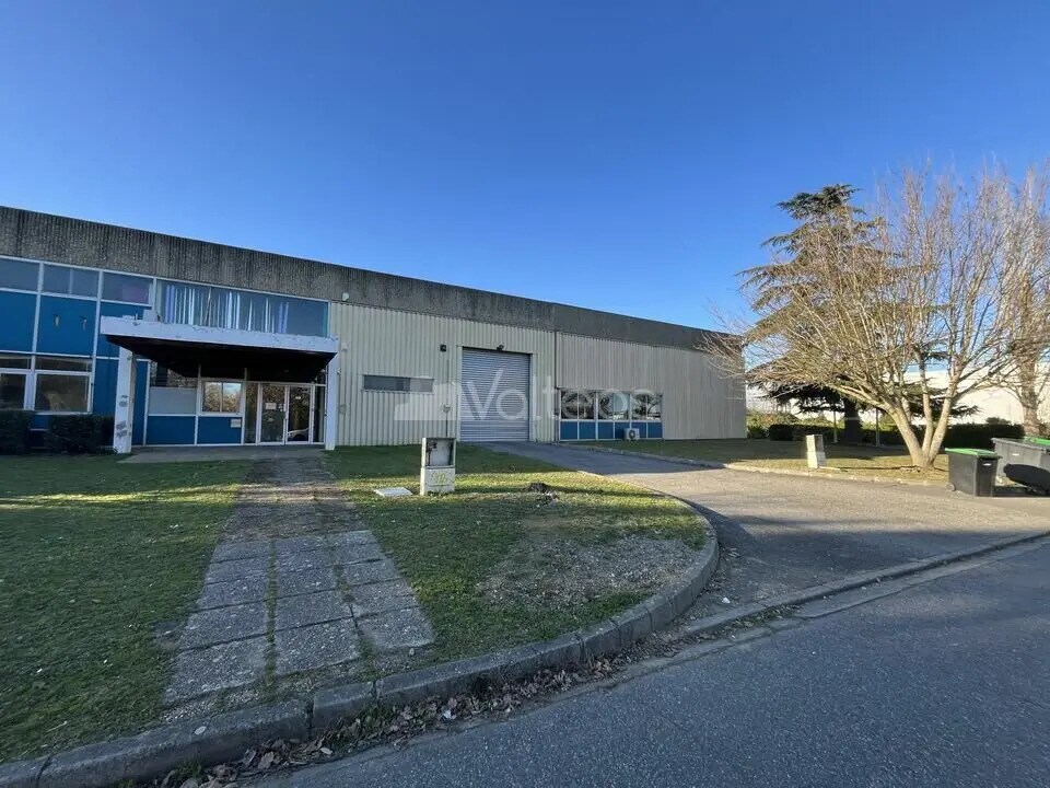 Flex in Toulouse for lease Building Photo- Image 1 of 3
