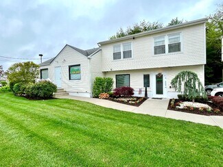 Plus de détails pour 366 Herbertsville Rd, Brick, NJ - Local d'activités à louer