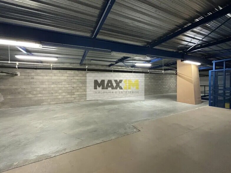 Local d'activités dans Sennecey-lès-Dijon à vendre - Photo du bâtiment - Image 2 de 4