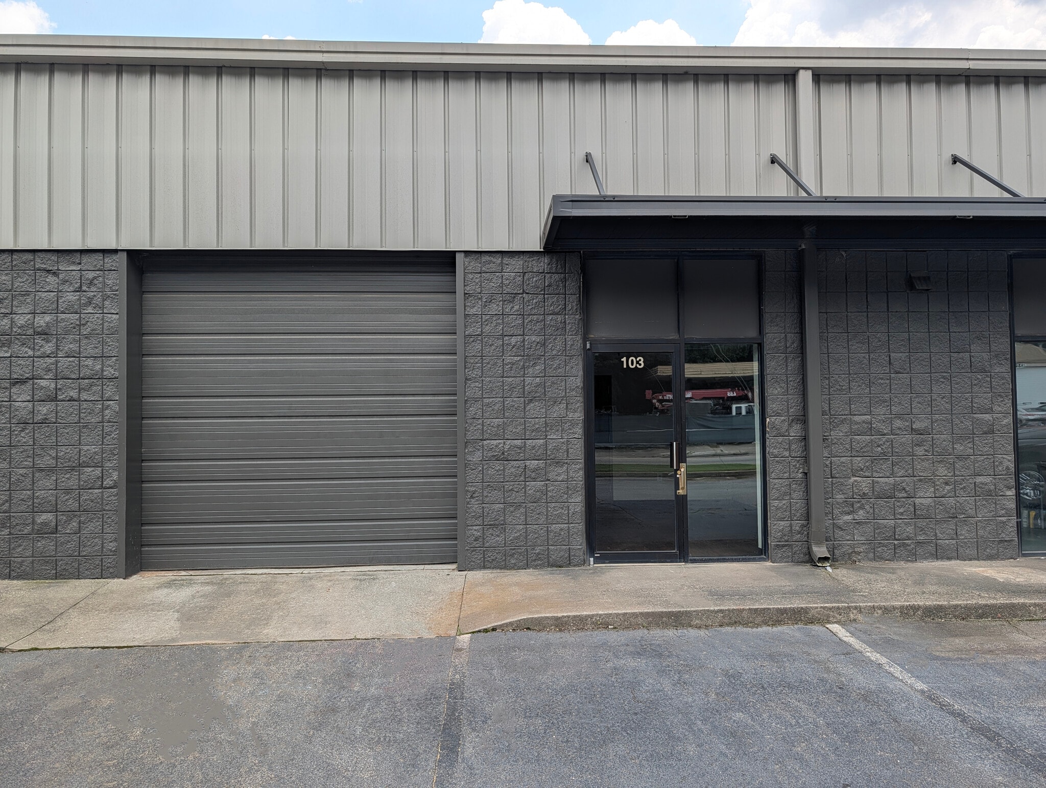 465 Maltbie St, Lawrenceville, GA for lease Interior Photo- Image 1 of 6