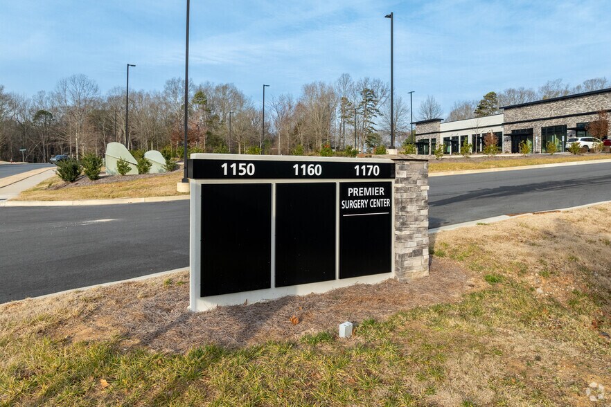 1170 Edgewater Pky, Indian Land, SC à louer - Photo du bâtiment - Image 3 de 6