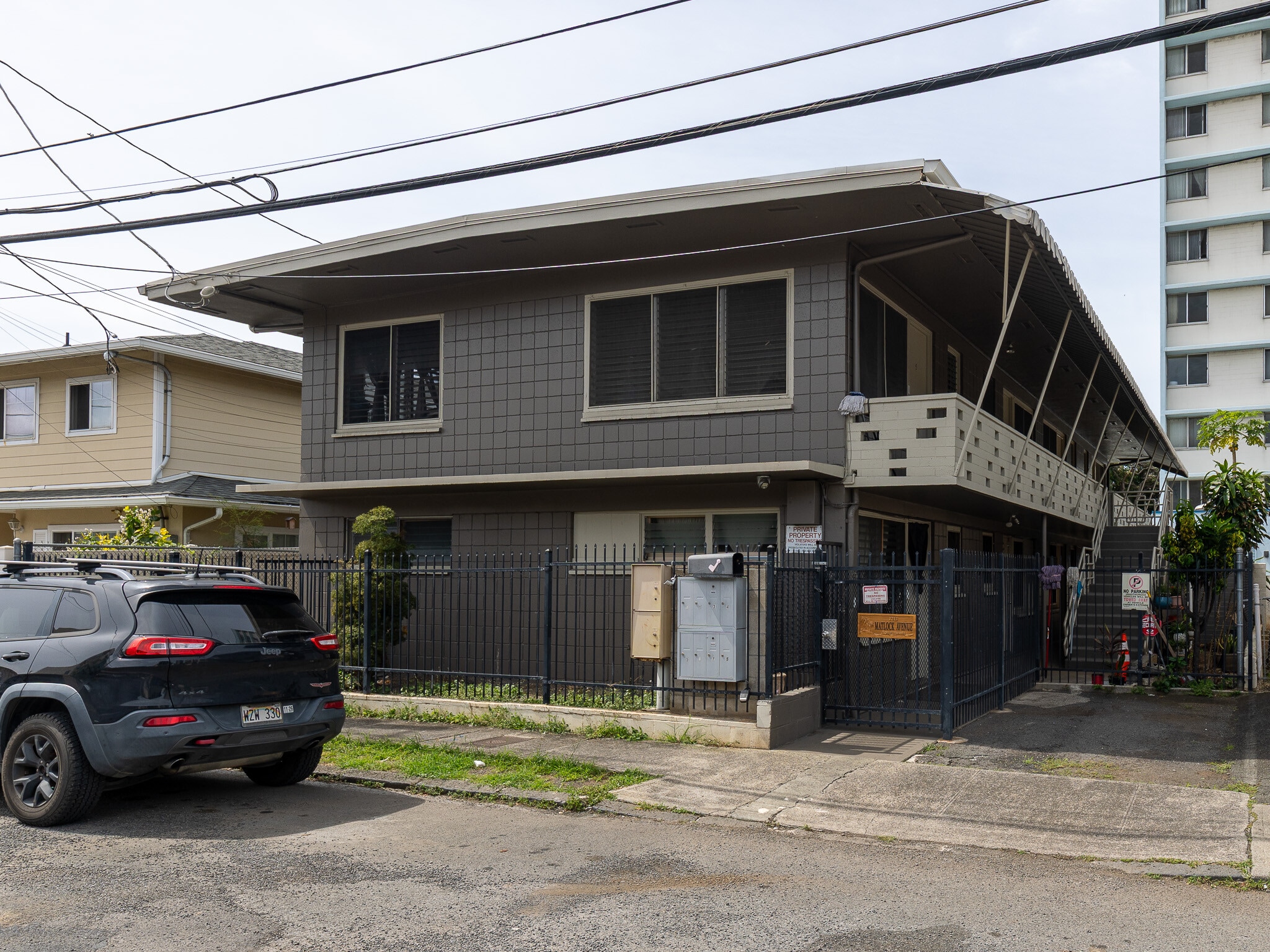 1213 Matlock Ave, Honolulu, HI for sale Primary Photo- Image 1 of 26