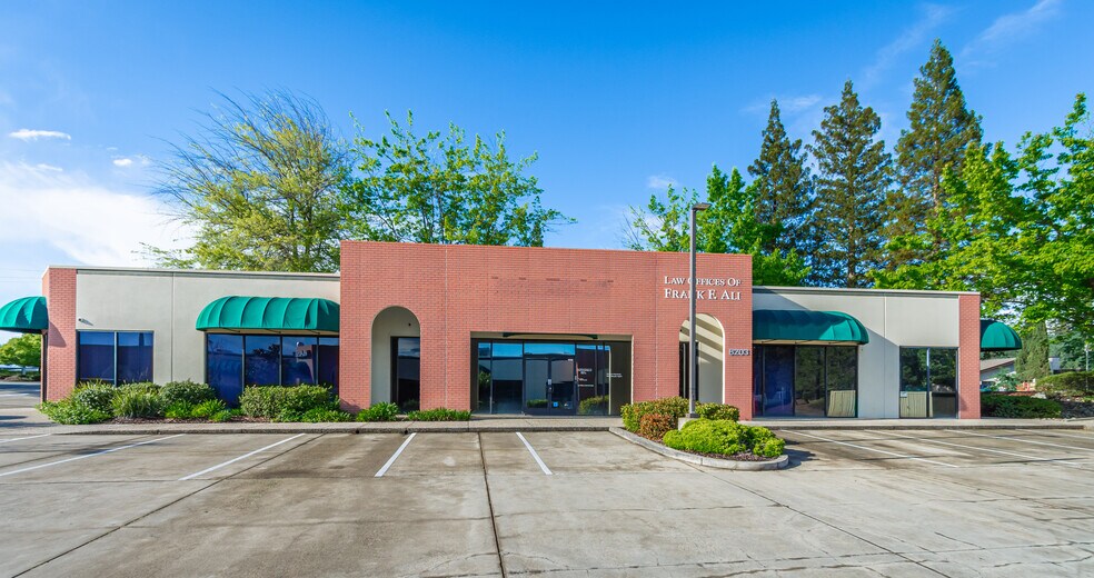 8203 Sierra College Blvd, Roseville, CA à vendre - Photo du bâtiment - Image 2 de 89