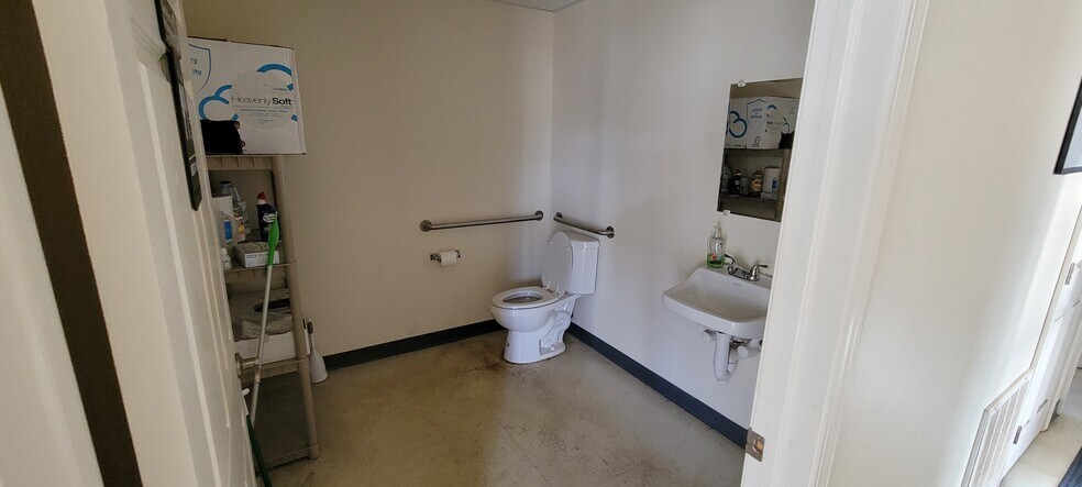 7530 Seneca Rd N, Hornell, NY à vendre - Photo intérieure - Image 3 de 9