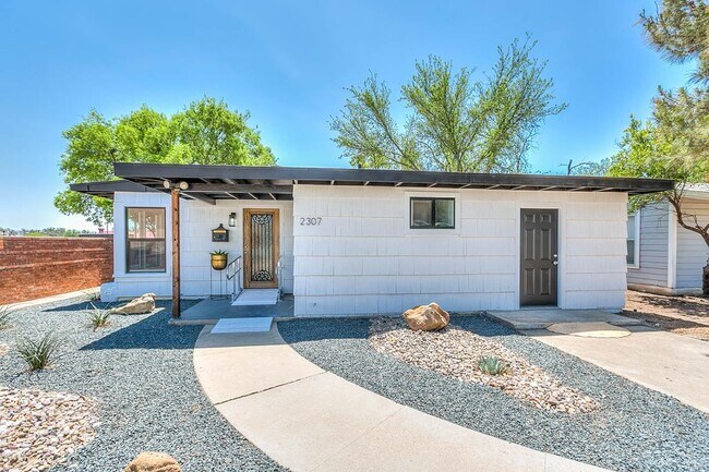 Plus de détails pour 2307 W Harris Ave, San Angelo, TX - Bureau à vendre