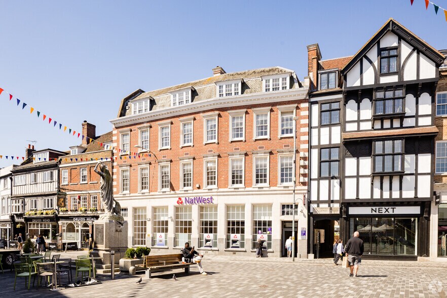 4-5 Market Pl, Kingston Upon Thames à louer - Photo du bâtiment - Image 2 de 2