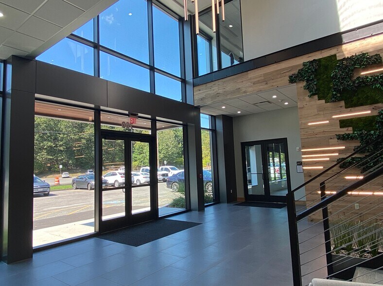 760 Main St, Wilmington, MA à louer - Hall d’entrée - Image 3 de 17