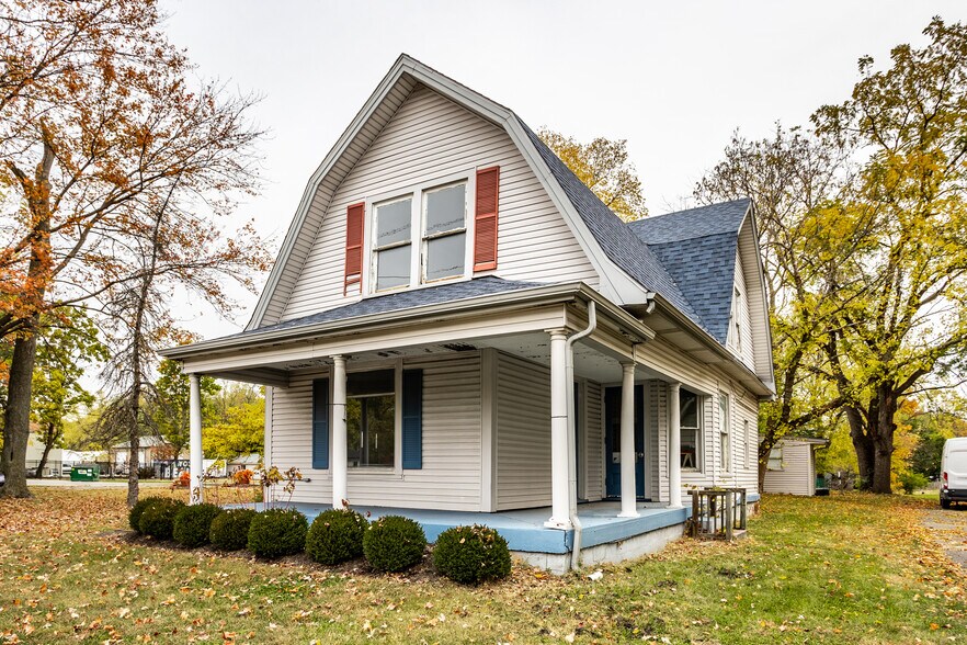 7507 Michigan Rd, Indianapolis, IN à vendre - Photo du bâtiment - Image 2 de 70