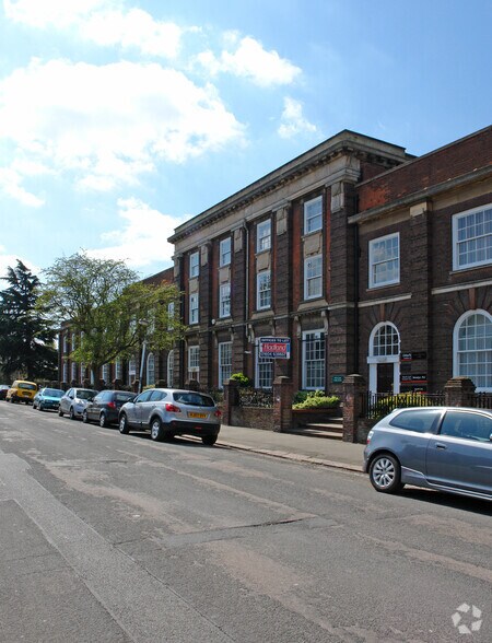 Ardington Rd, Northampton à louer - Photo du bâtiment - Image 3 de 5