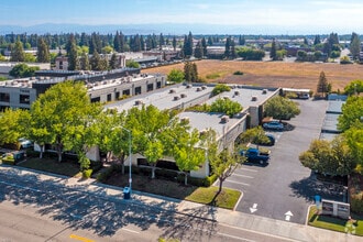 7580 N Ingram Ave, Fresno, CA - Aérien  Vue de la carte