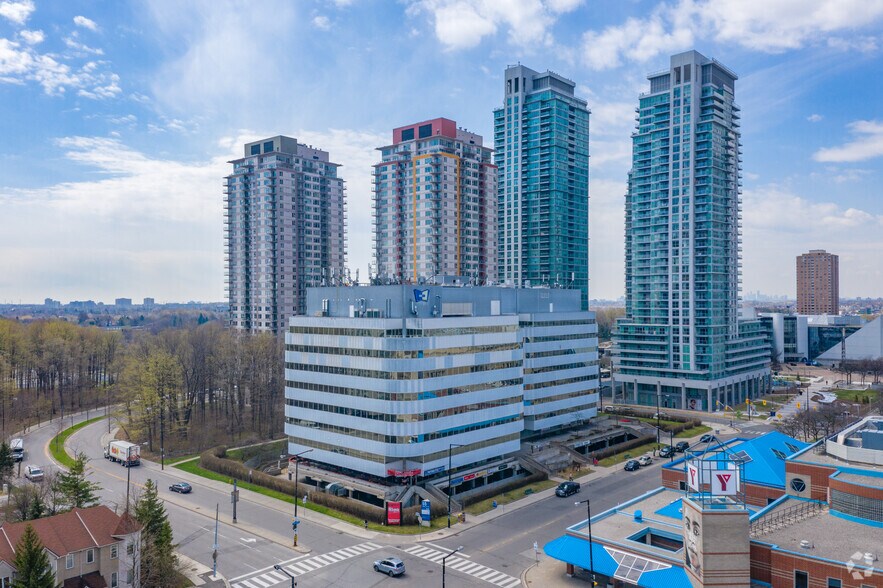 55 Town Centre Ct, Toronto, ON à louer - Photo du bâtiment - Image 2 de 6