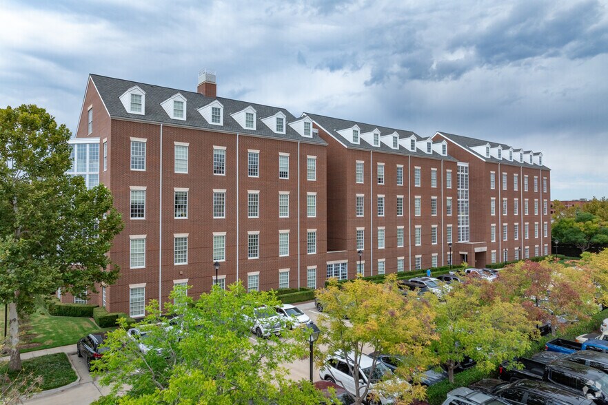 909 NW 63rd St, Oklahoma City, OK à vendre - Photo principale - Image 1 de 6