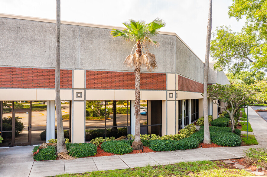 2501 Davie Rd, Davie, FL for sale - Primary Photo - Image 1 of 1