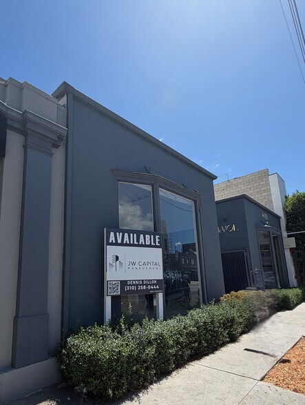 744 N La Cienega Blvd, Los Angeles, CA à louer - Photo du bâtiment - Image 2 de 10