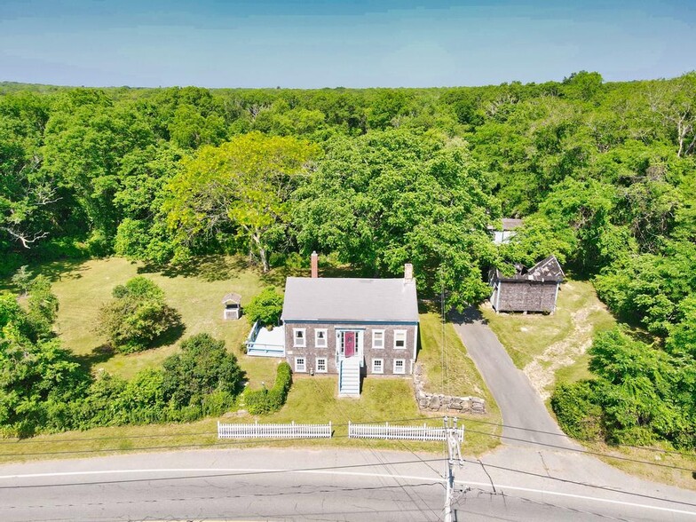 559 Main Rd, Westport, MA for sale - Primary Photo - Image 1 of 1