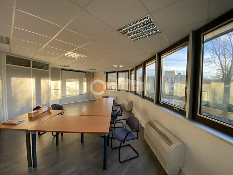 Bureau dans Bruges à louer - Photo intérieure - Image 3 de 12