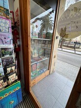 Commerce de détail dans L'Hospitalet de Llobregat, Barcelona à louer Photo intérieure- Image 1 de 14
