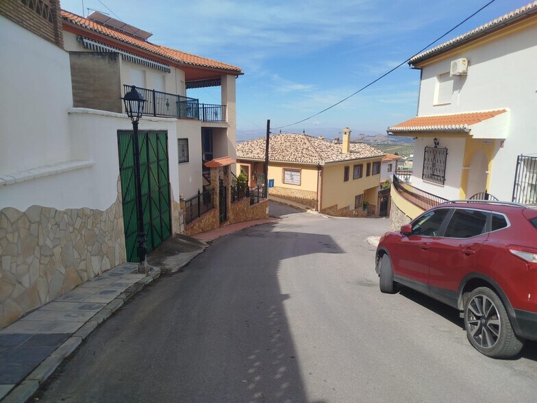 Terrain dans Güevéjar, Granada à vendre - Photo du bâtiment - Image 3 de 8