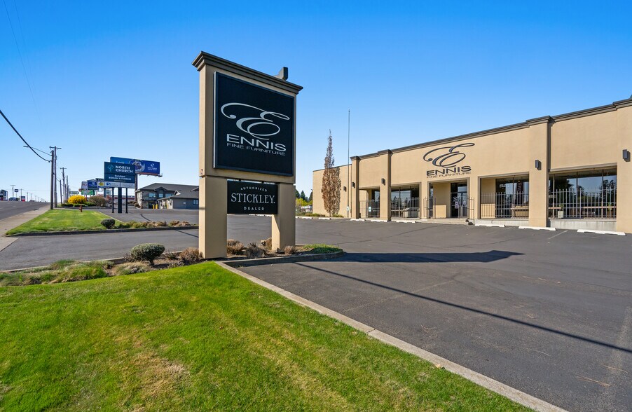 8313 N Division St, Spokane, WA à vendre - Photo du bâtiment - Image 2 de 17