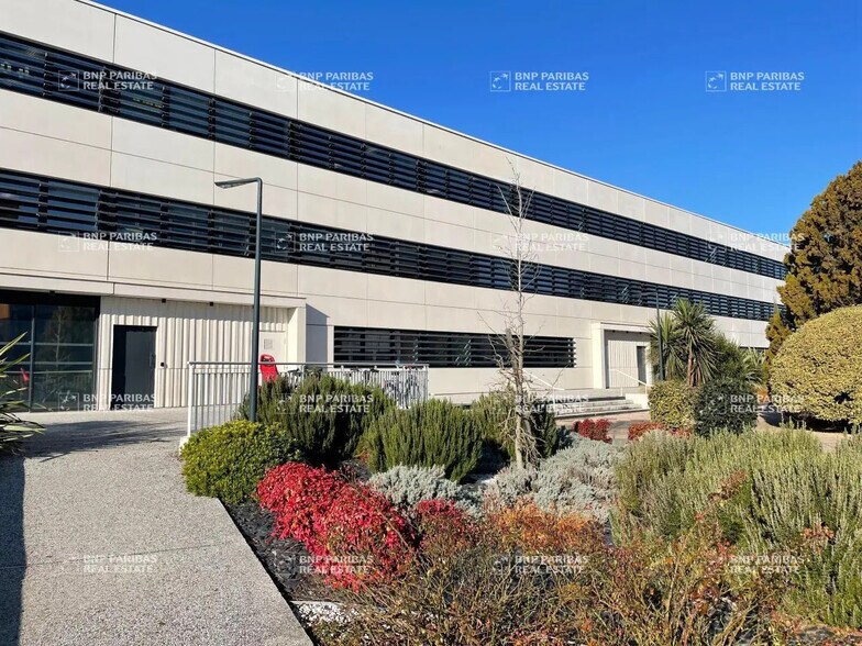 13 Rue André Villet, Toulouse à louer - Photo du bâtiment - Image 3 de 12