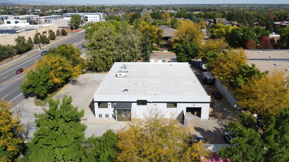 5280 Ward Rd, Arvada, CO à vendre - Photo du bâtiment - Image 3 de 13