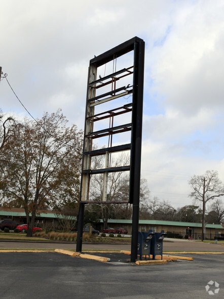 1400 Blalock, Houston, TX for lease - Building Photo - Image 3 of 8