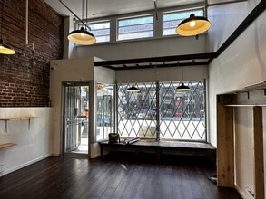 326-330 W Cordova St, Vancouver, BC for lease Interior Photo- Image 2 of 10
