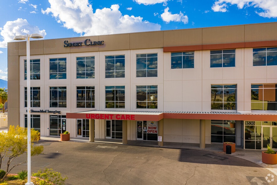 8530 W Sunset Rd, Las Vegas, NV for lease - Building Photo - Image 3 of 4