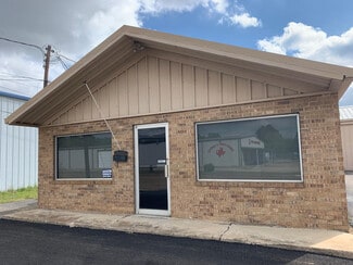 Plus de détails pour 820 S Commerce St, Kilgore, TX - Local d'activités à louer