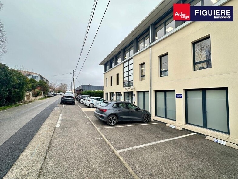 215 Rue De La Coquillade, Aix-en-Provence for lease - Building Photo - Image 3 of 6