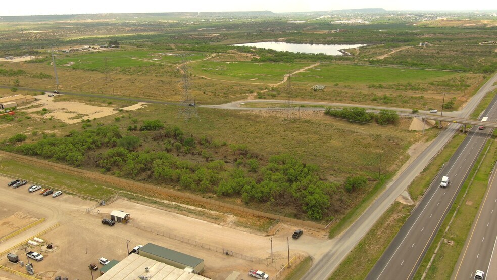 5100 Service rd, Big Spring, TX à vendre - Photo du bâtiment - Image 2 de 10
