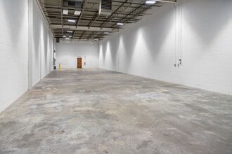 4761 Hugh Howell Rd, Tucker, GA à louer Photo intérieure- Image 1 de 6