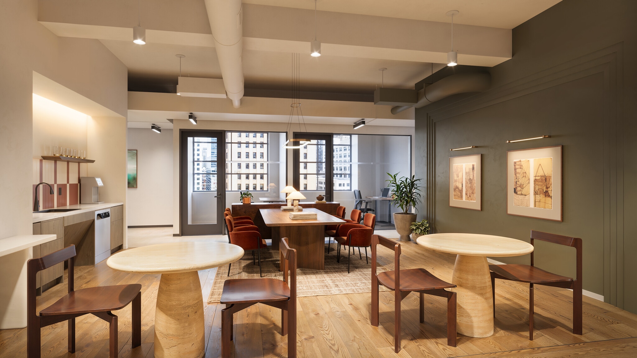 110 E 42nd St, New York, NY for lease Interior Photo- Image 1 of 9