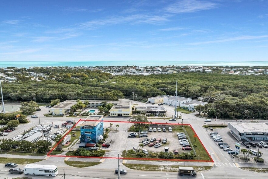 99222 Overseas Hwy, Key Largo, FL for sale - Building Photo - Image 2 of 13