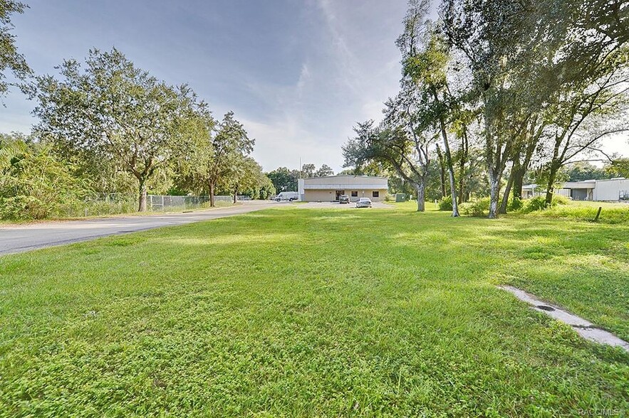 3554 E Norvell Bryant Hwy, Hernando, FL for sale - Building Photo - Image 2 of 51