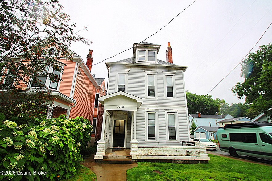 1700 Rosewood Ave, Louisville, KY à vendre - Photo du bâtiment - Image 2 de 6