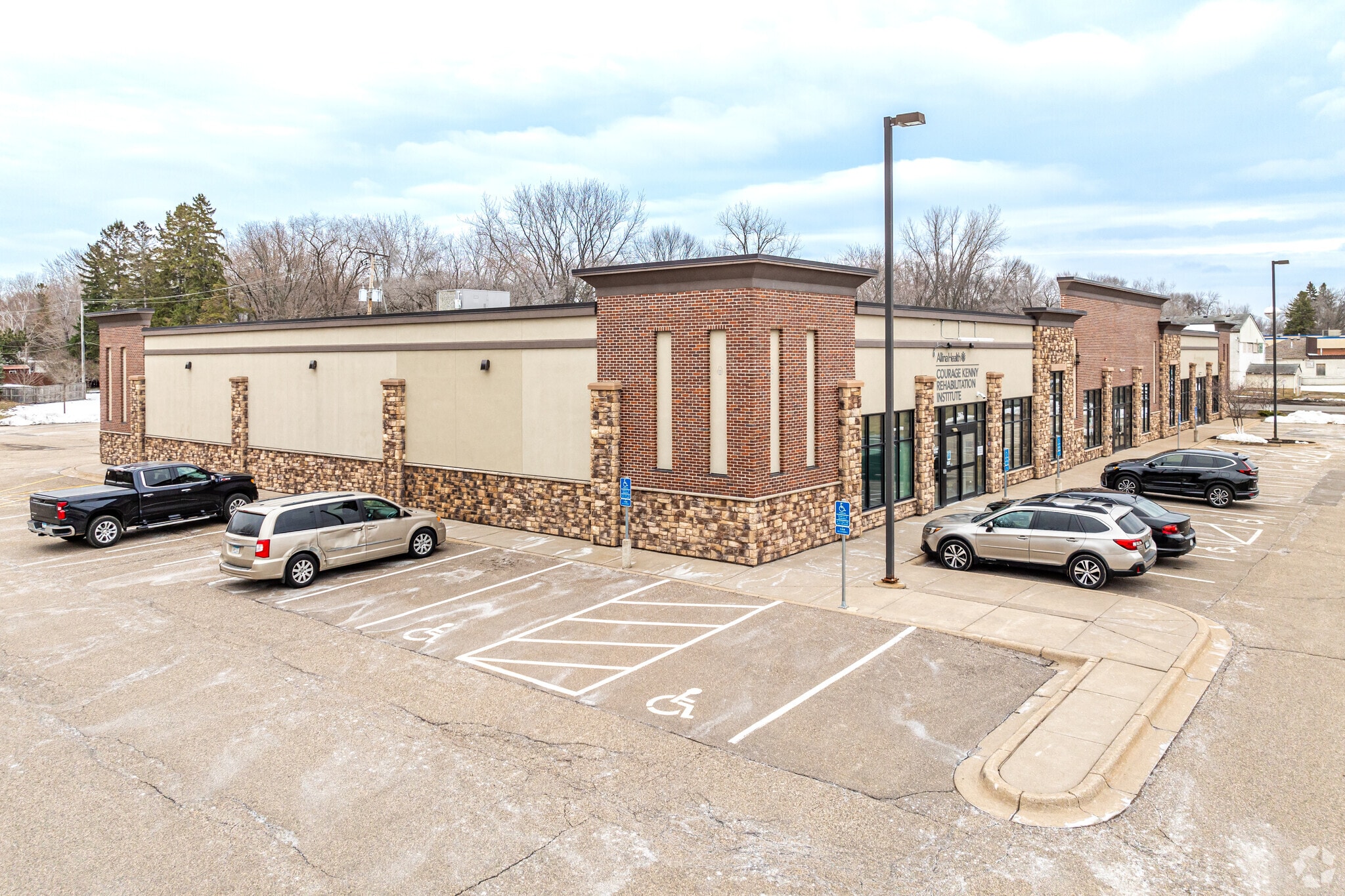 1467 Lake St, Forest Lake, MN for lease Primary Photo- Image 1 of 10