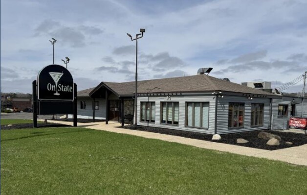 4002 E State St, Rockford, IL à vendre Photo principale- Image 1 de 2