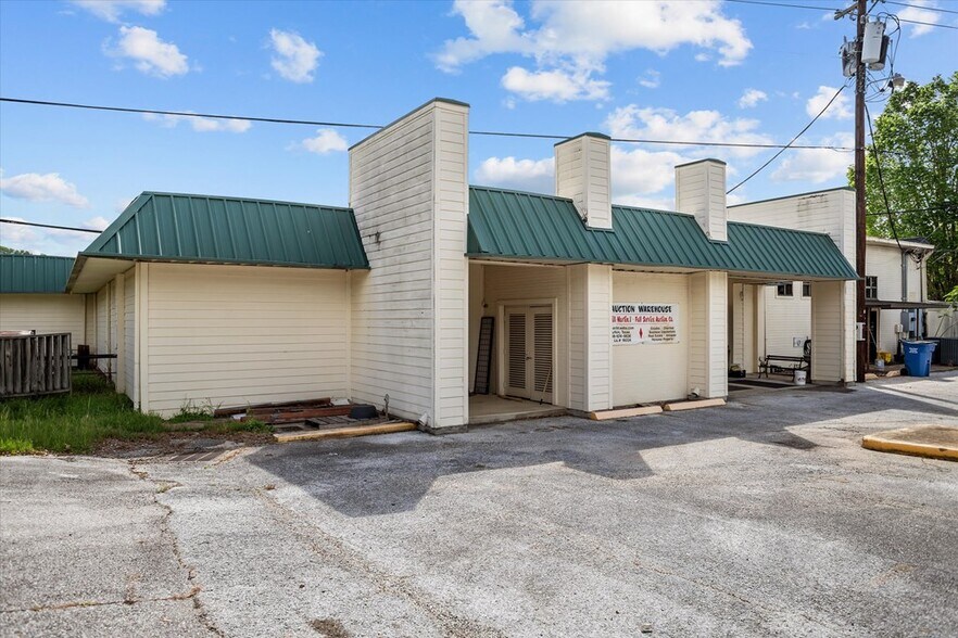 207 N Temple Dr, Diboll, TX à vendre - Photo du bâtiment - Image 2 de 21