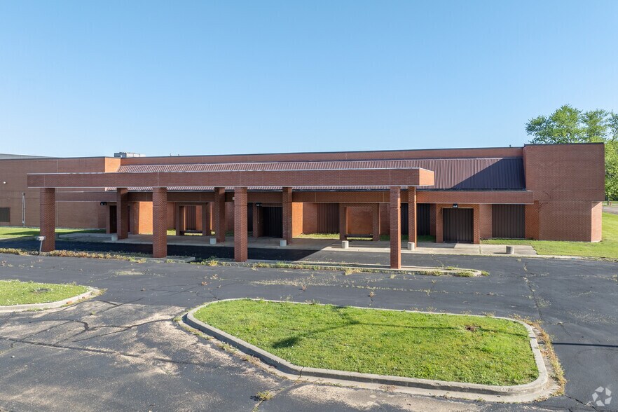 105 Flessner Ave, Rantoul, IL à louer - Photo du bâtiment - Image 2 de 9