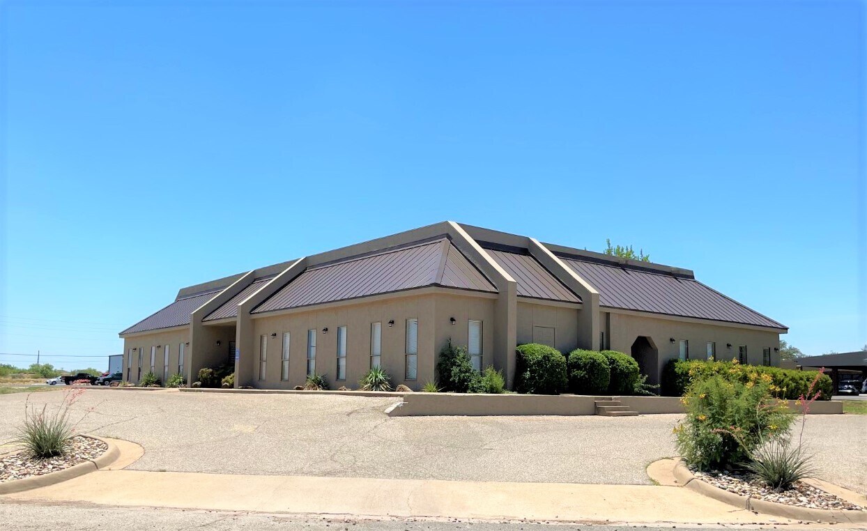 3157 Executive Dr, San Angelo, TX for lease Building Photo- Image 1 of 7