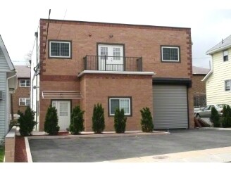 19 E Centre St, Nutley, NJ à louer - Photo du bâtiment - Image 2 de 3