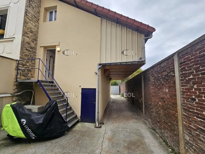 Flex in Ivry-sur-Seine for lease - Building Photo - Image 3 of 17