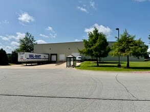 2501 SE Otis Corley Dr, Bentonville, AR for lease Interior Photo- Image 2 of 12