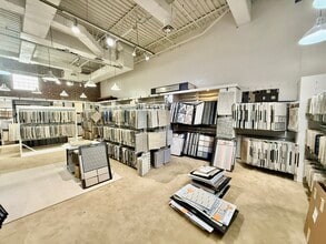 690 Miami Cir NE, Atlanta, GA à louer Photo intérieure- Image 2 de 6