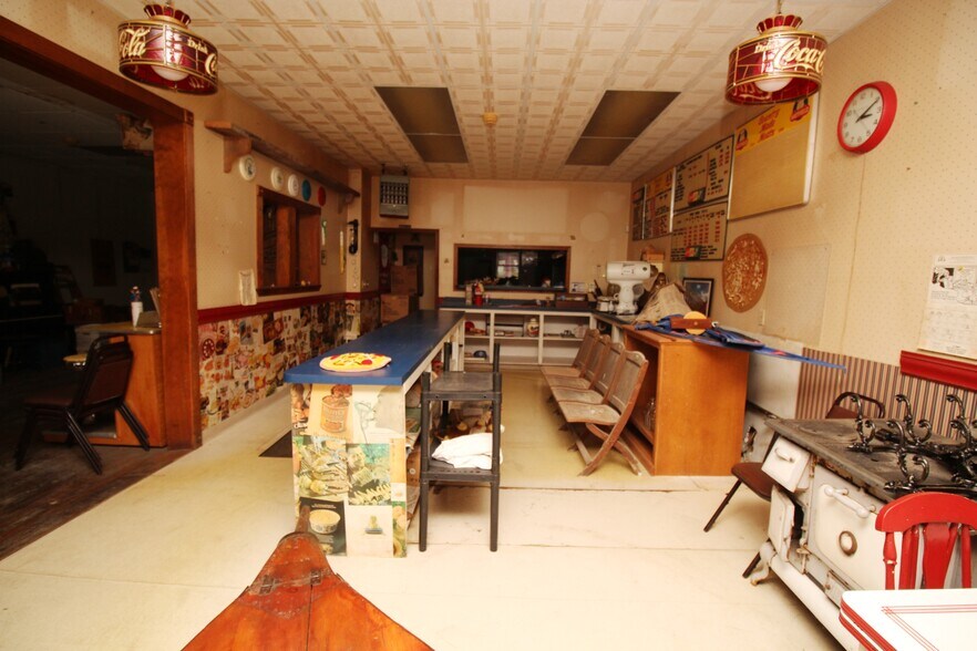 101 Main st, Phelps, NY à vendre - Photo intérieure - Image 2 de 48