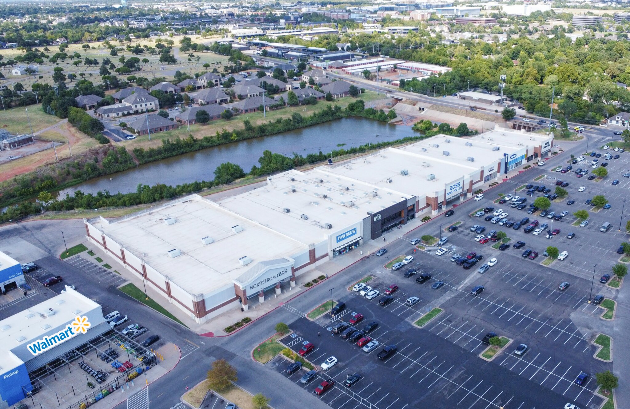 1700-1720 Belle Isle Blvd, Oklahoma City, OK for lease Building Photo- Image 1 of 6