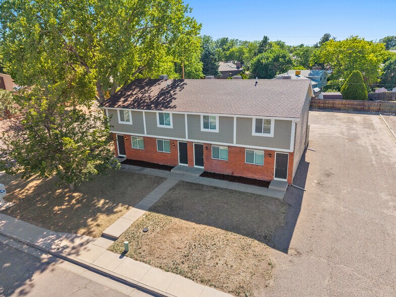81 Castle Royal Dr, Pueblo, CO à vendre - Photo du bâtiment - Image 3 de 41