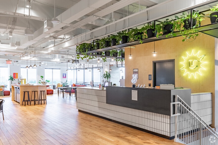 3280 Peachtree Rd NE, Atlanta, GA for lease - Interior Photo - Image 1 of 27